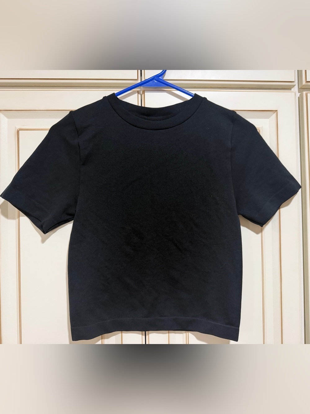 A New Day Black Baby Tee Size Small NWT Fitted Crew Neck Top